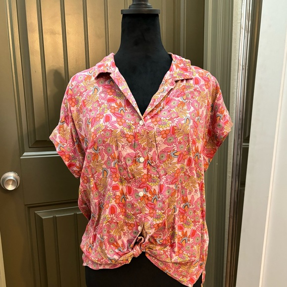 Lucky Brand Tops - NWT Lucky Brand Women’s Botton Down Shirt